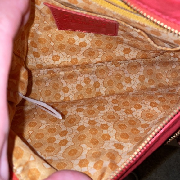 Hobo International red leather crossbody bag w/tassel - Picture 8 of 12